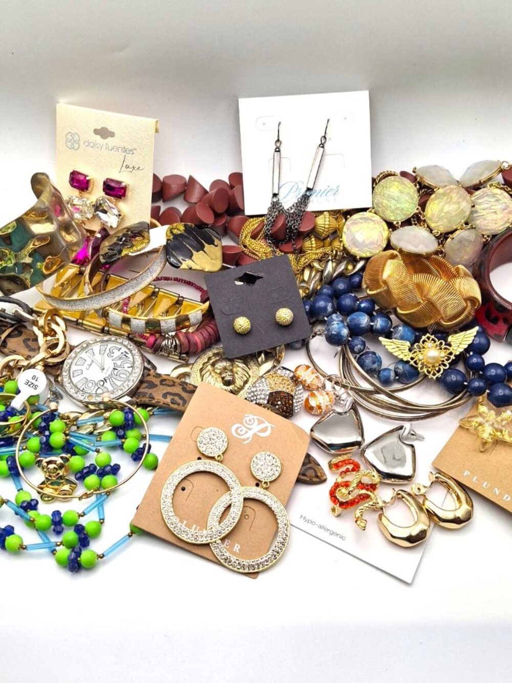 #2 No Mystery Bulk Lot of Wearable Jewelry Some NWT 33 Pieces Almost 2 Pounds